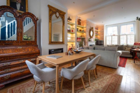 Stylish 2-Bed 2-Bath Home with Garden in Tooting